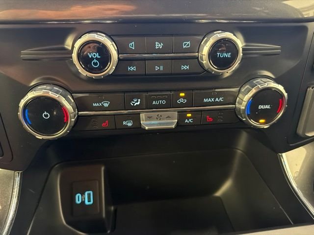 Used 2023 White Ford XLT image 21