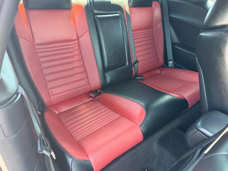 Used 2016 Bright White Clearcoat Dodge R/T Plus Shaker image 9