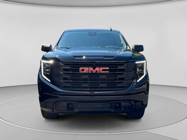 Used 2025 Onyx Black GMC Pro image 8