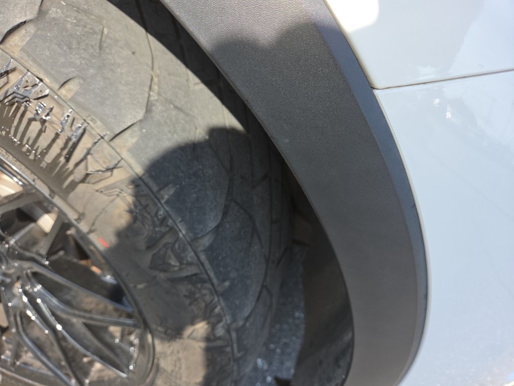 Used 2016 White Ford XLT image 14