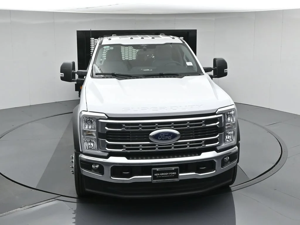 New 2026 Oxford White Ford XL image 36