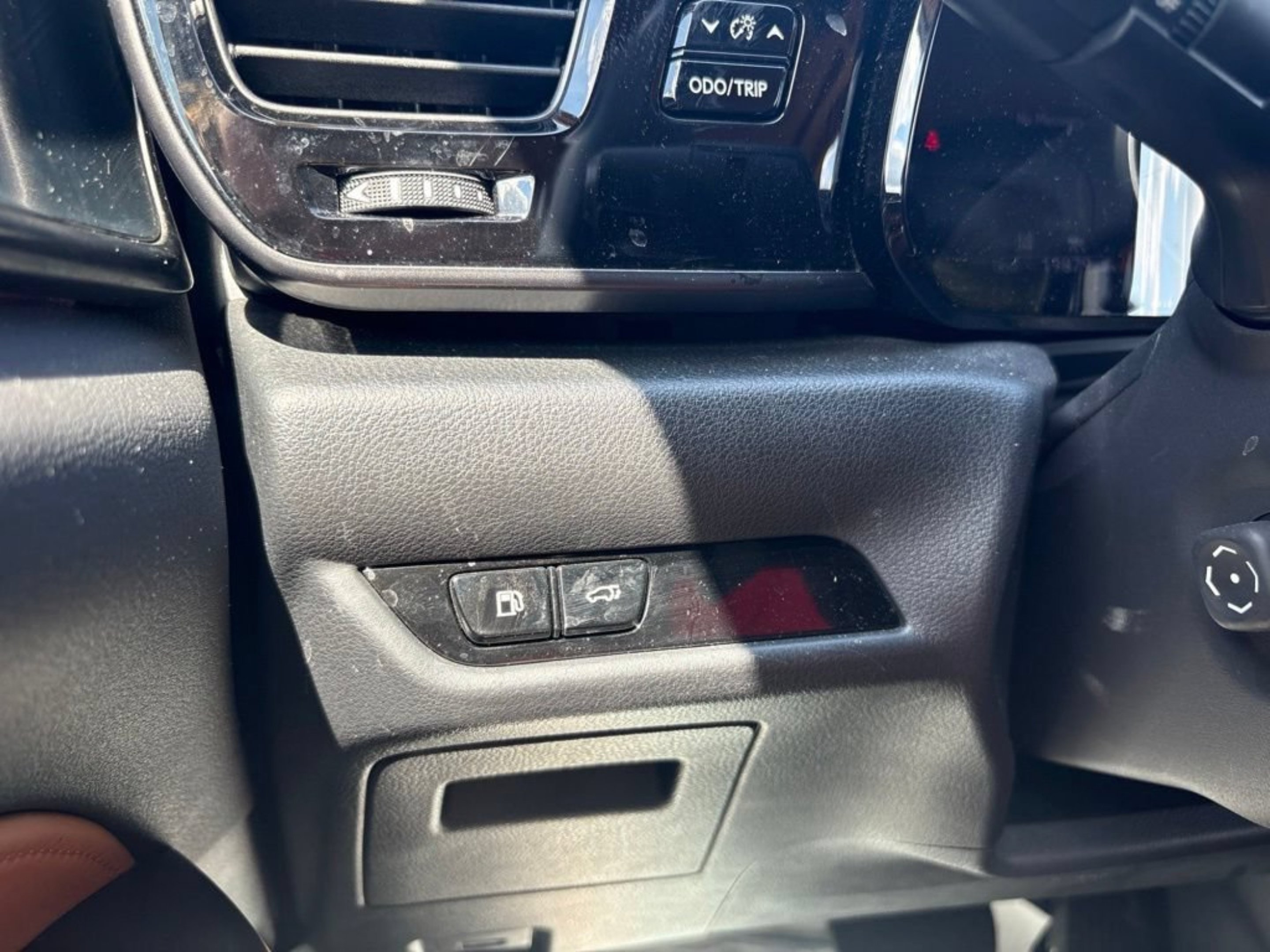 Used 2024 Atomic Silver Lexus NX 250 Premium image 15