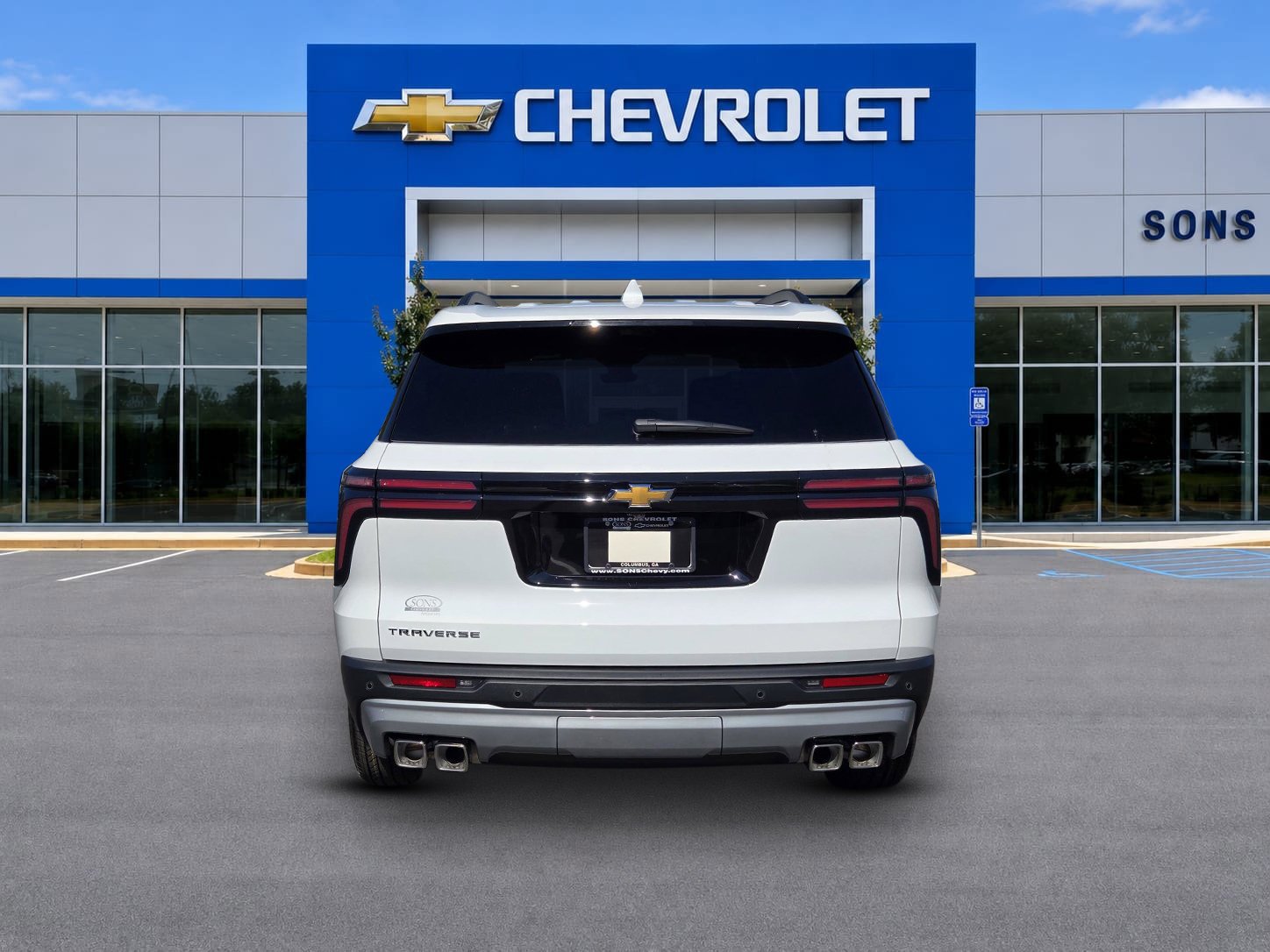 2027 Chevrolet Traverse LT - Photo 7
