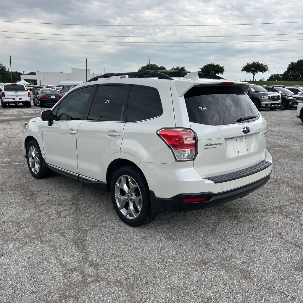 Used 2017 Crystal White Pearl Subaru 2.5i Touring image 2