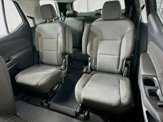 Used 2020 Silver Chevrolet LT image 11