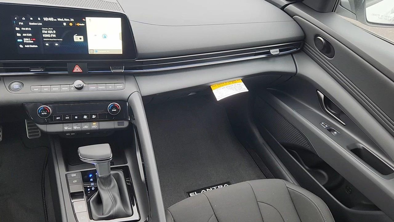 New 2026 Serenity White Hyundai SEL Sport image 6