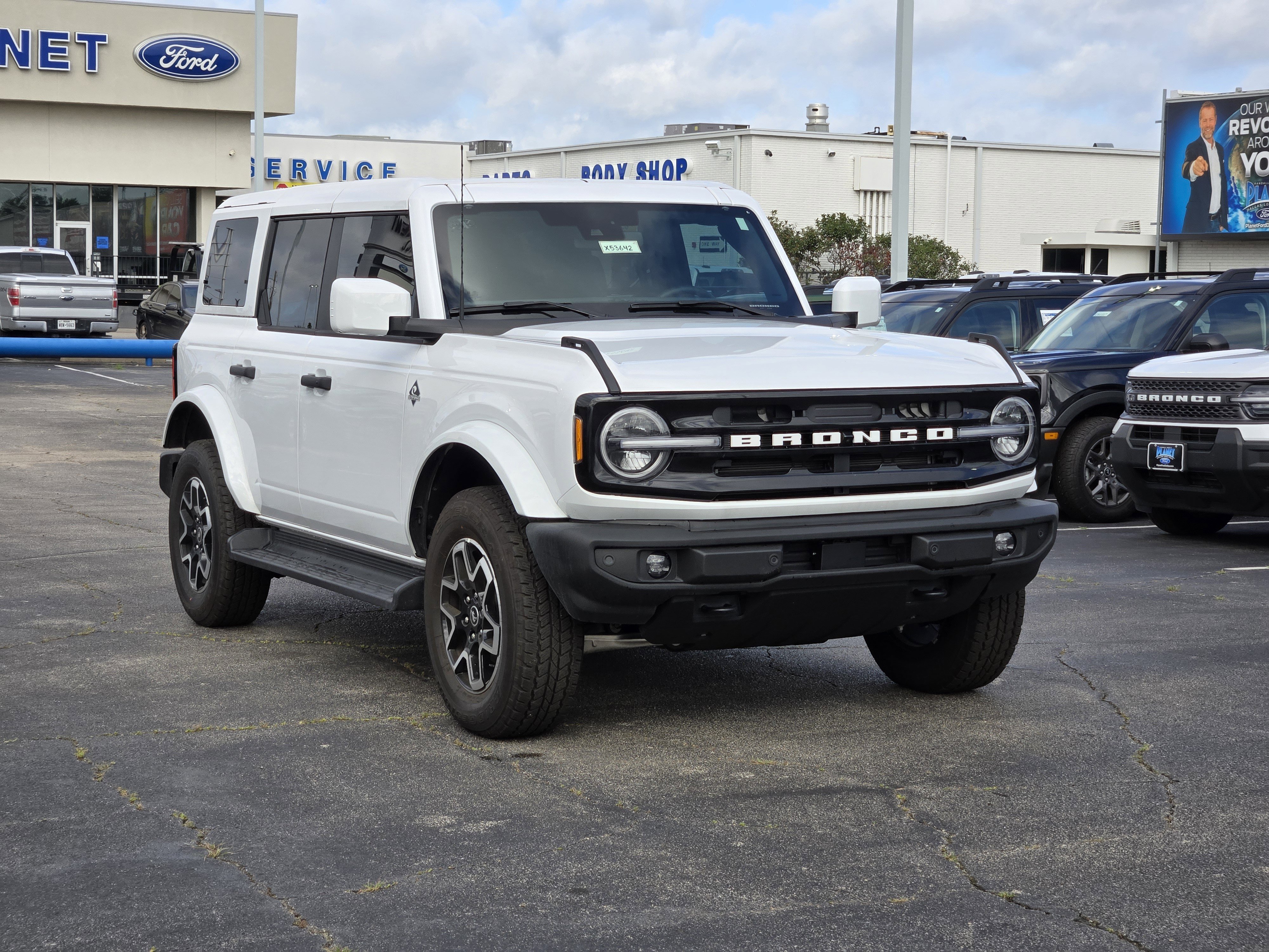 New 2026 Oxford White Ford Outer Banks image 2