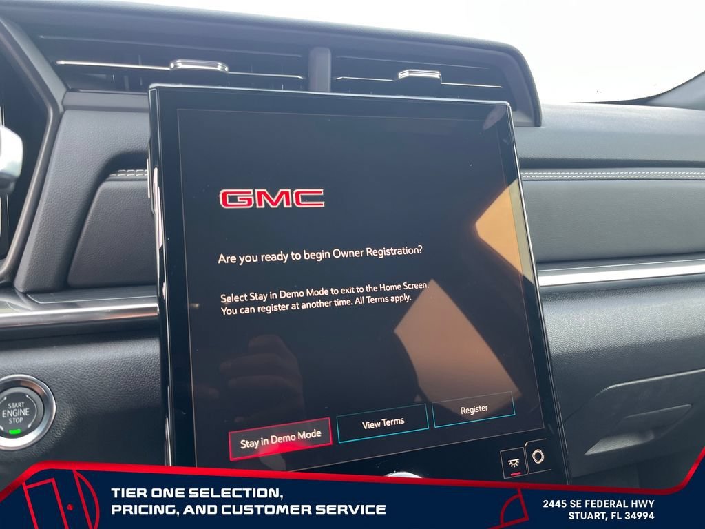New 2027 Summit White GMC Elevation image 30