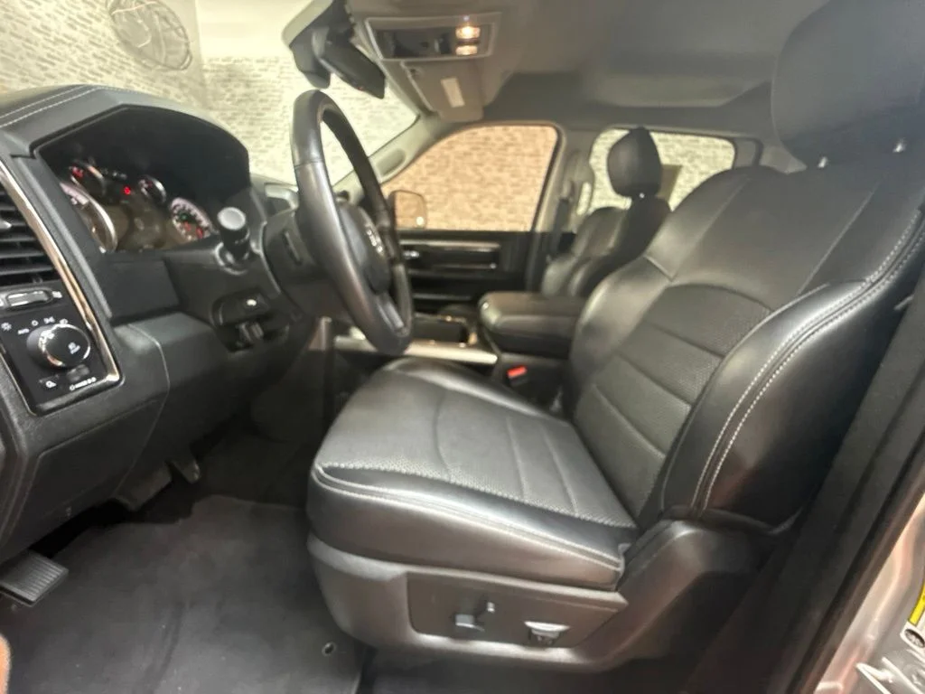 Used 2018 Bright Silver Metallic Clearcoat Ram Big Horn image 23