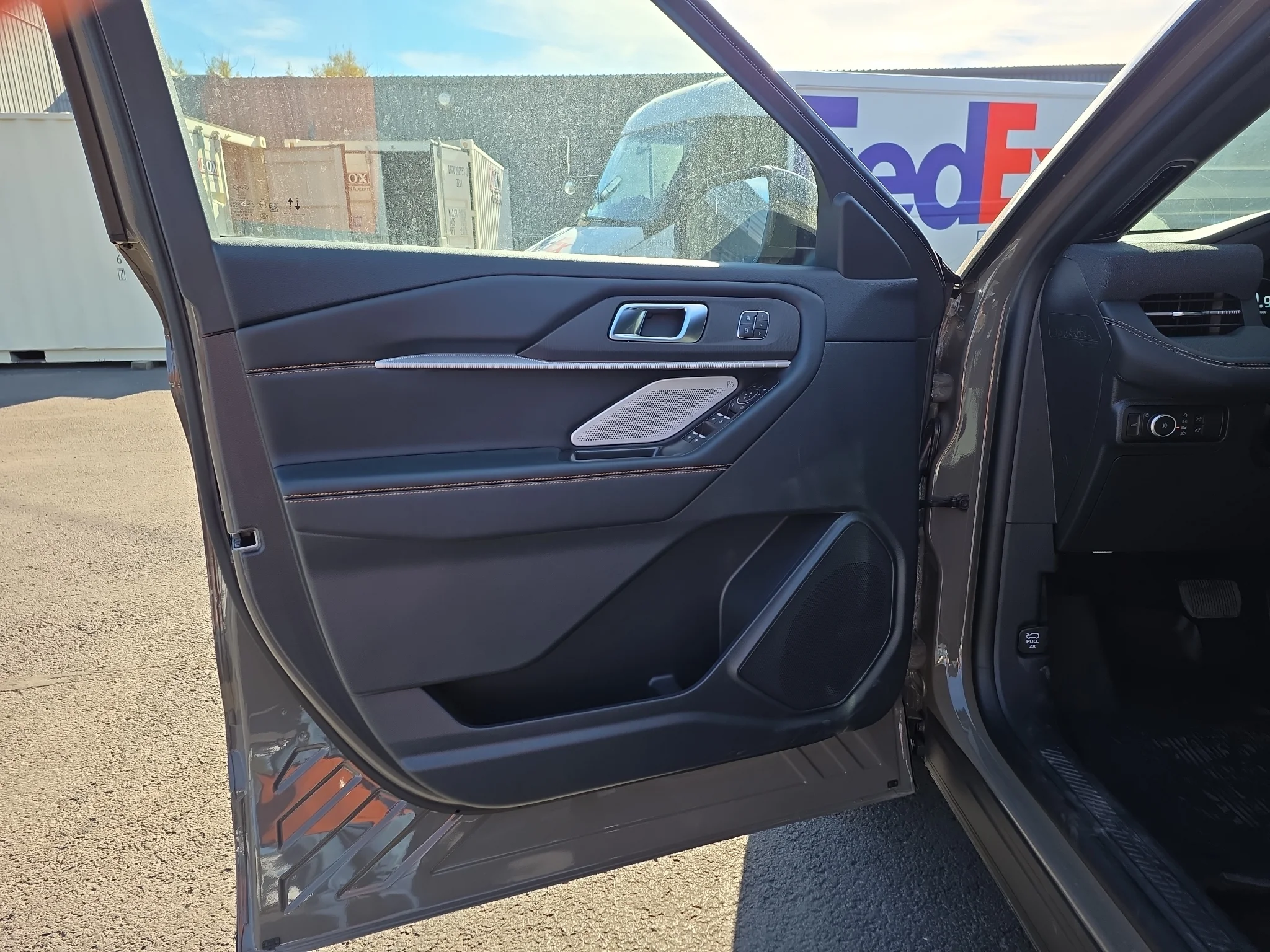 New 2026 Marsh Gray Ford Tremor® image 13