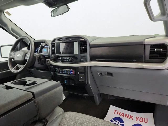 Certified Used 2022 Iconic Silver Metallic Ford XLT image 30