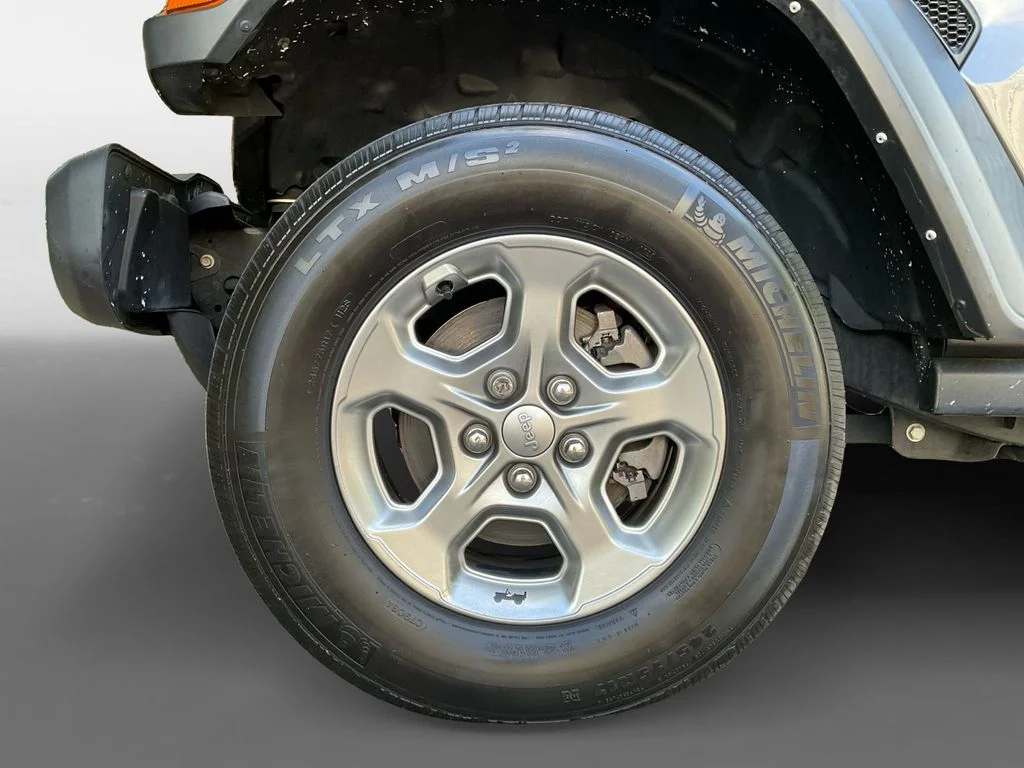 Used 2021 Gray Jeep Unlimited Willys image 15