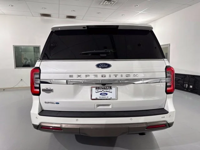 Used 2024 White Ford King Ranch image 7
