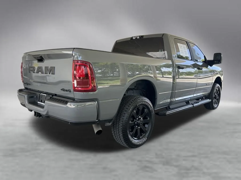 Used 2026 White Ram Big Horn image 2