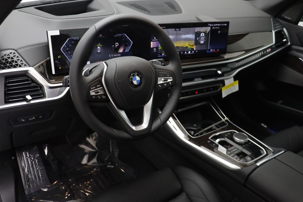 New 2026 Alpine White BMW xDrive40i image 7