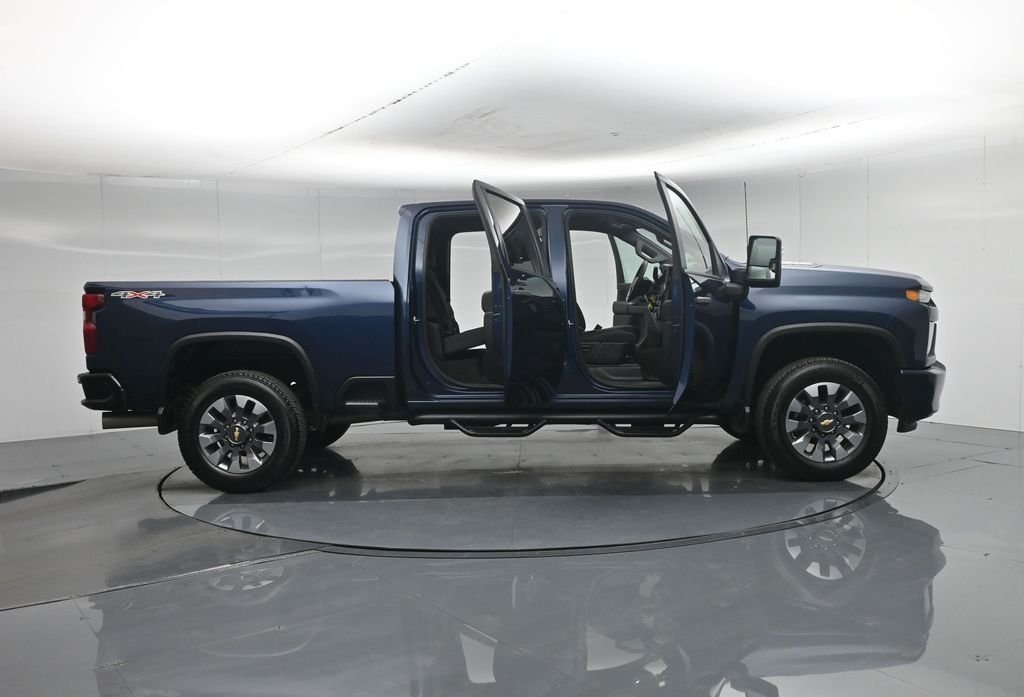 Certified Used 2022 Blue Chevrolet Custom image 5
