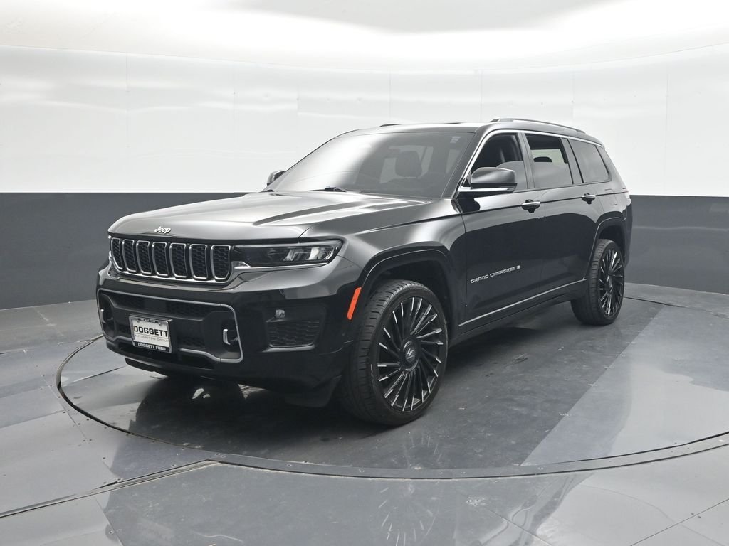 Used 2023 Black Jeep Overland image 1