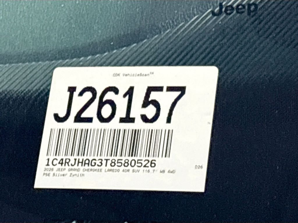 New 2026 Silver Zynith Exterior Paint Jeep Laredo image 24