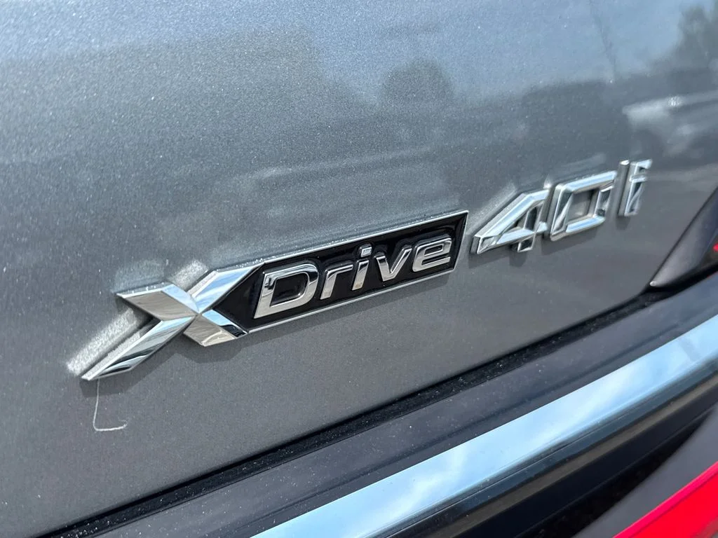 Used 2023 Gray BMW xDrive40i image 20
