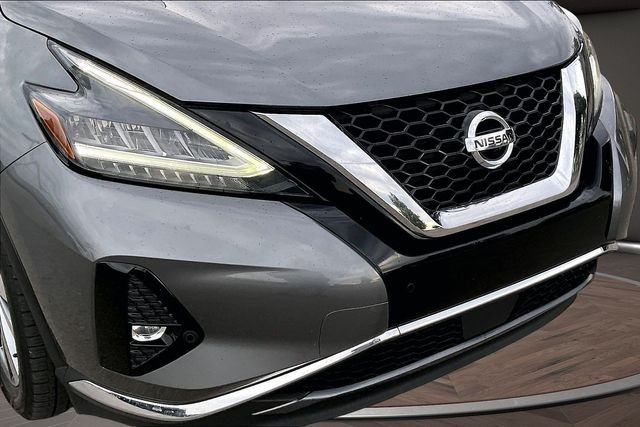 Used 2021 Gray Nissan SL image 26