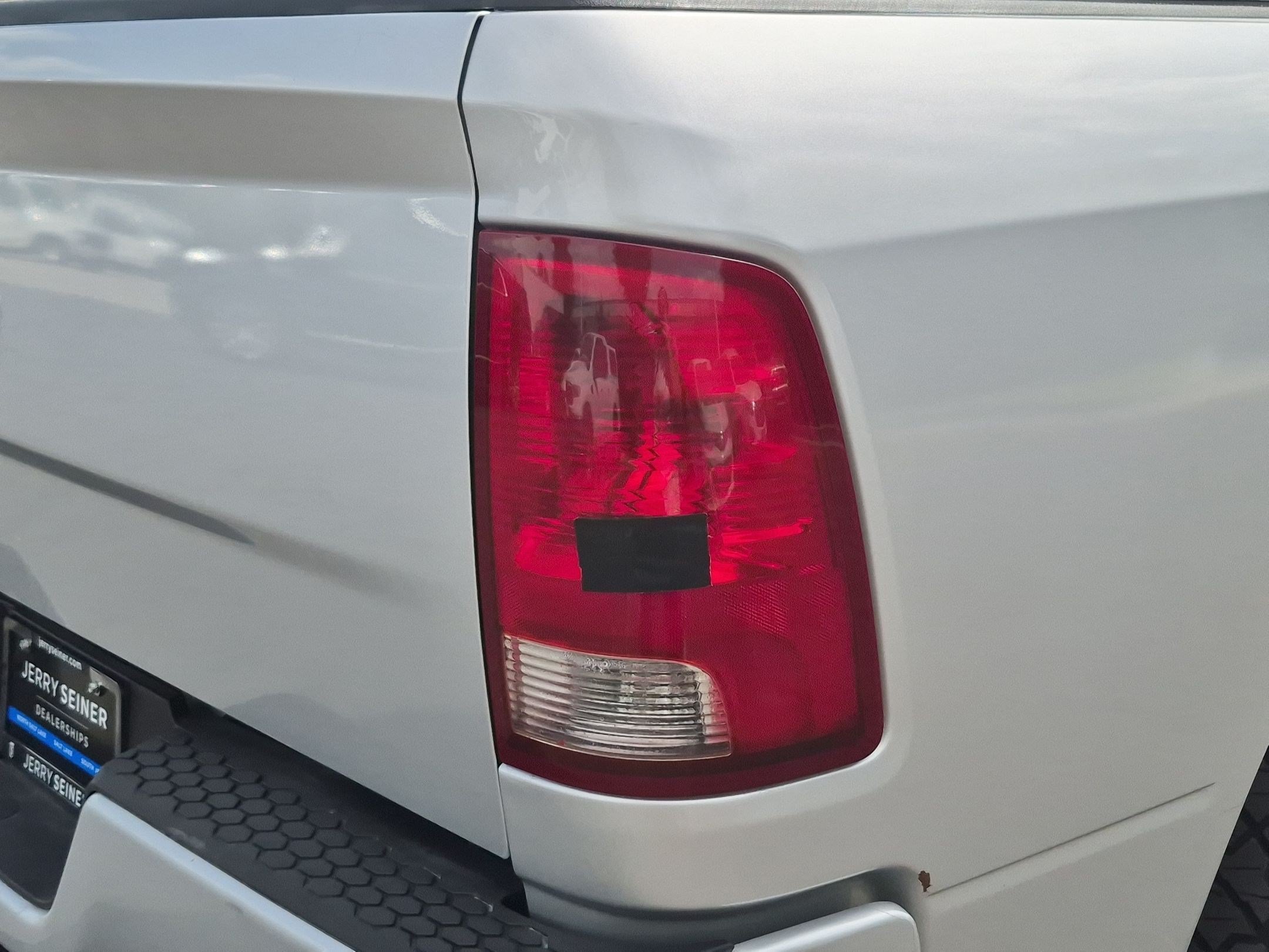 Used 2012  Ram Sport image 12