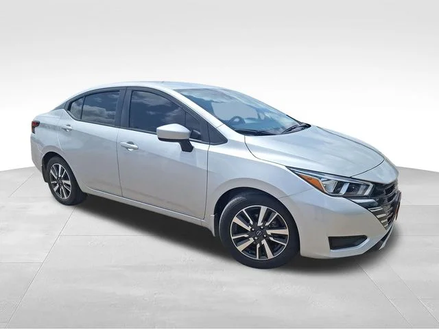 Used 2024 Silver Nissan 1.6 SV image 1