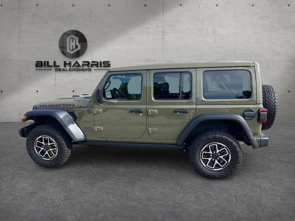 Used 2025 Green Jeep Rubicon image 8