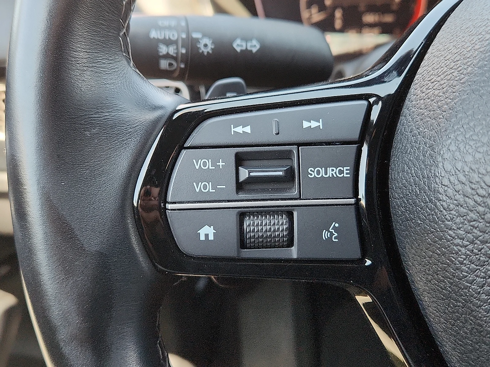 2025 Honda Civic Sport - Photo 16