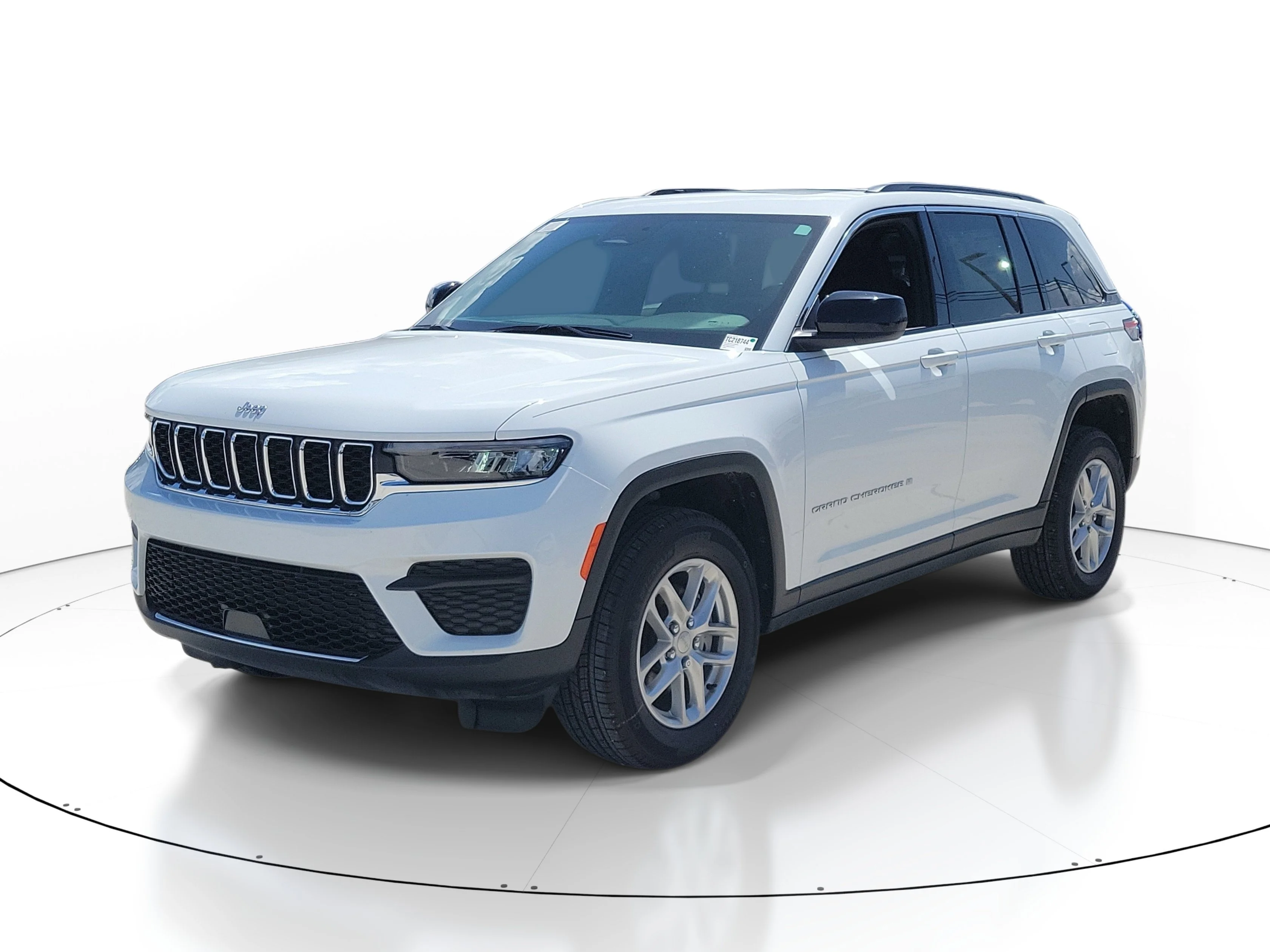 New 2026 Bright White Clearcoat Jeep Laredo X image 3