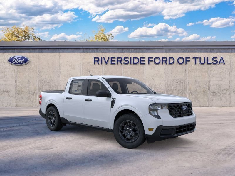 New 2026 Space White Metallic Ford XLT image 1