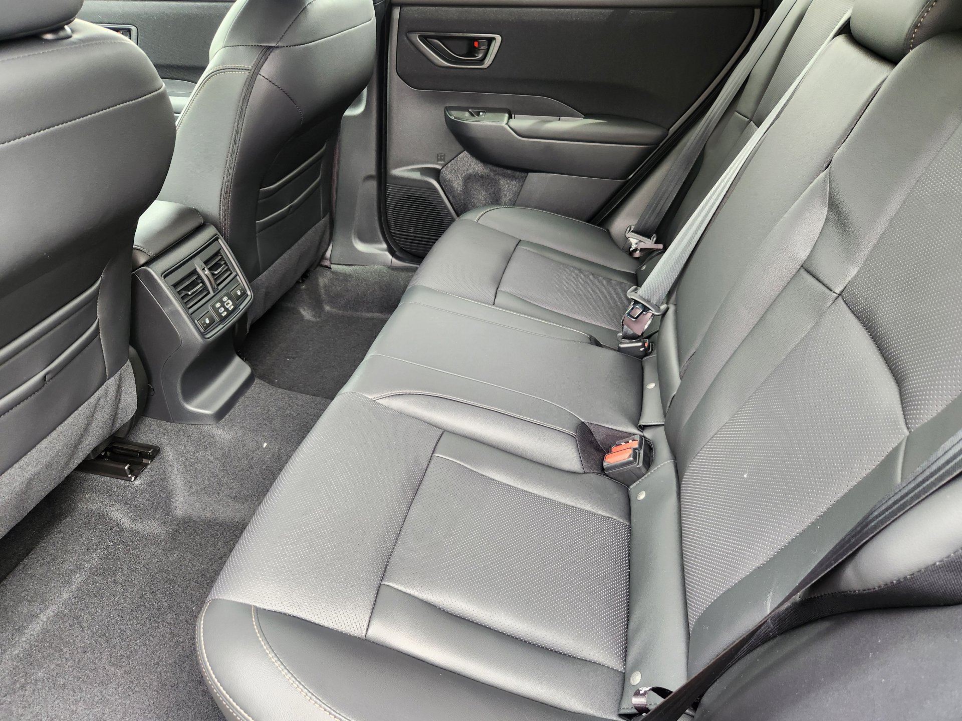 New 2026 MAGNETITE GRAY METALLIC Subaru Limited image 23