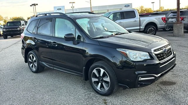 Used 2017 Black Subaru 2.5i Premium image 26