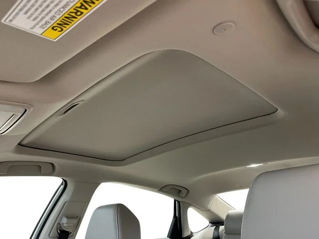 New 2026 Platinum White Pearl Honda Touring image 25