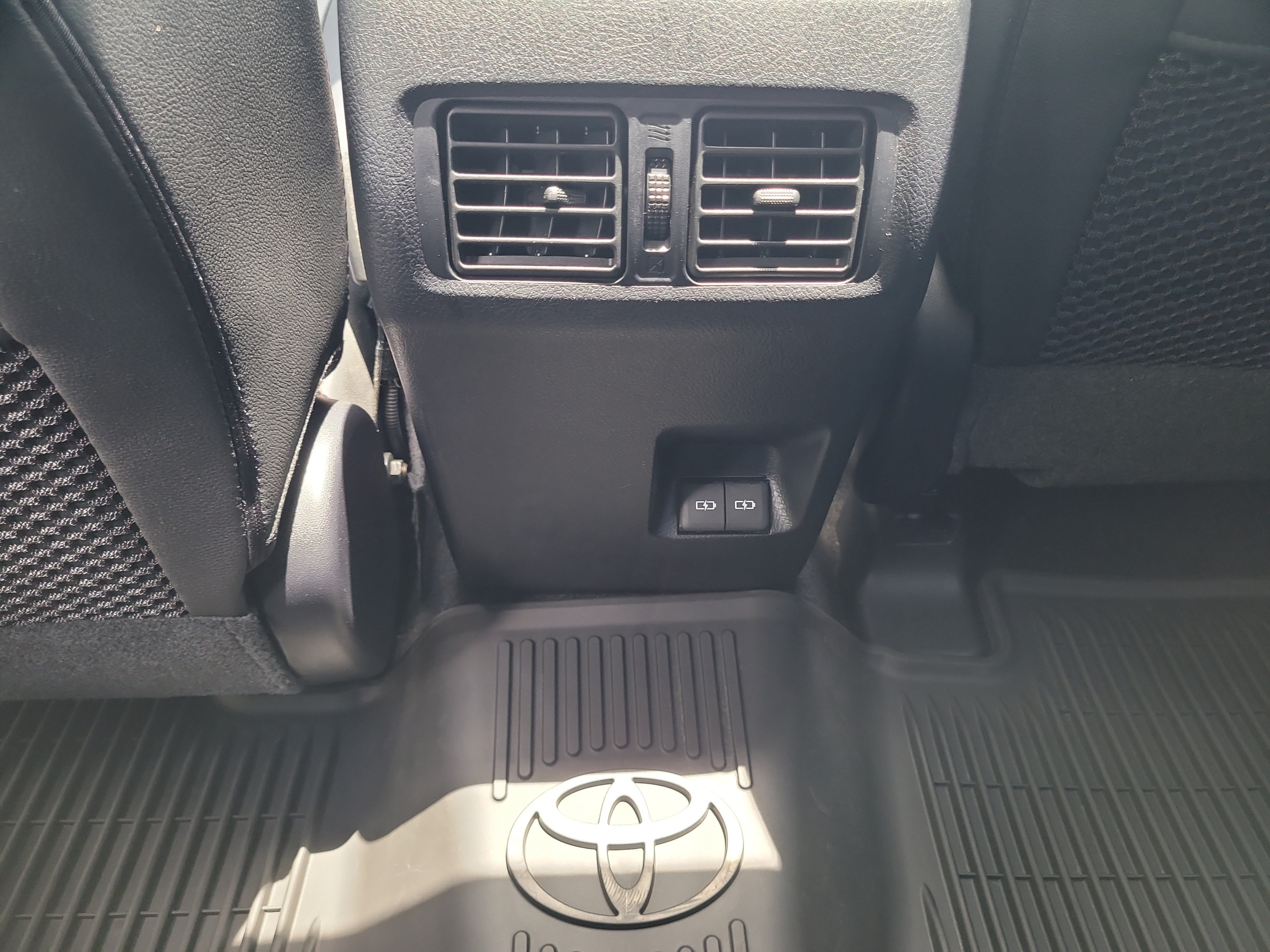Used 2023 Classic Silver Metallic Toyota TRD Off Road Premium image 16