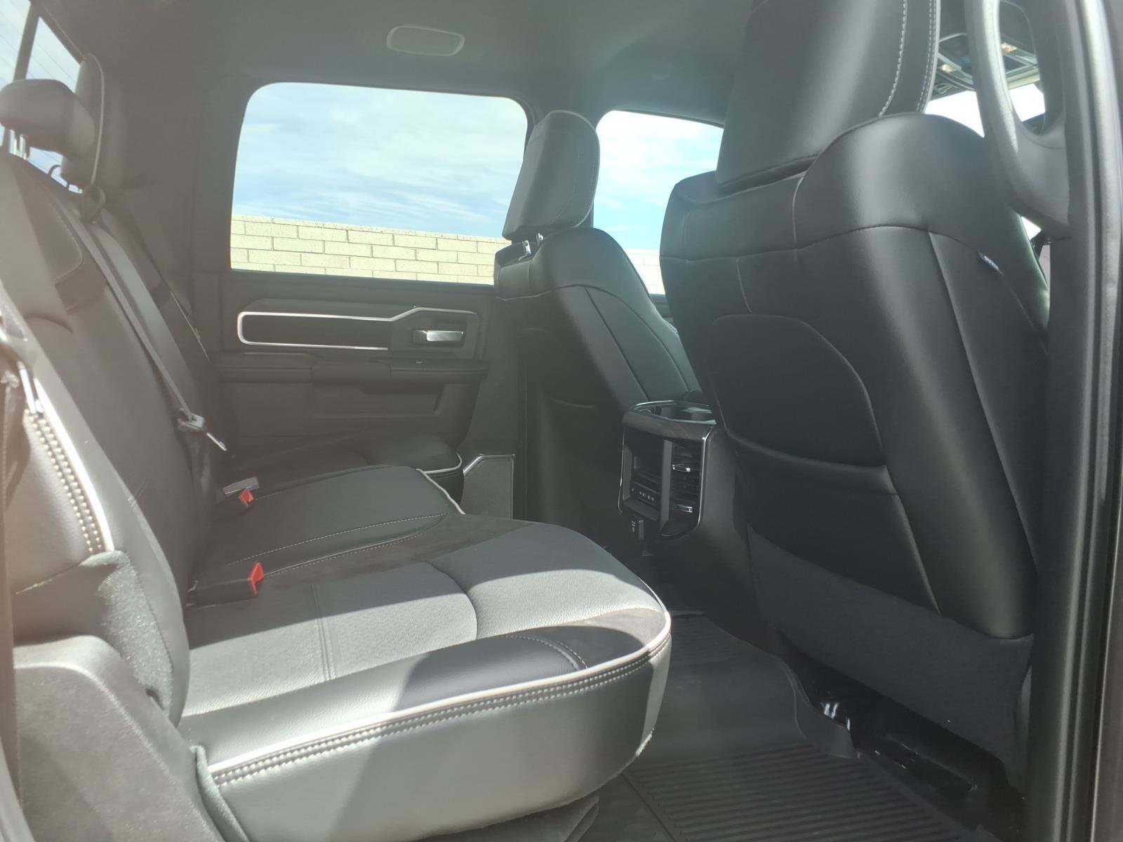 New 2026 Granite Crystal Metallic Clear-Coat Exterior Paint RAM Laramie image 9