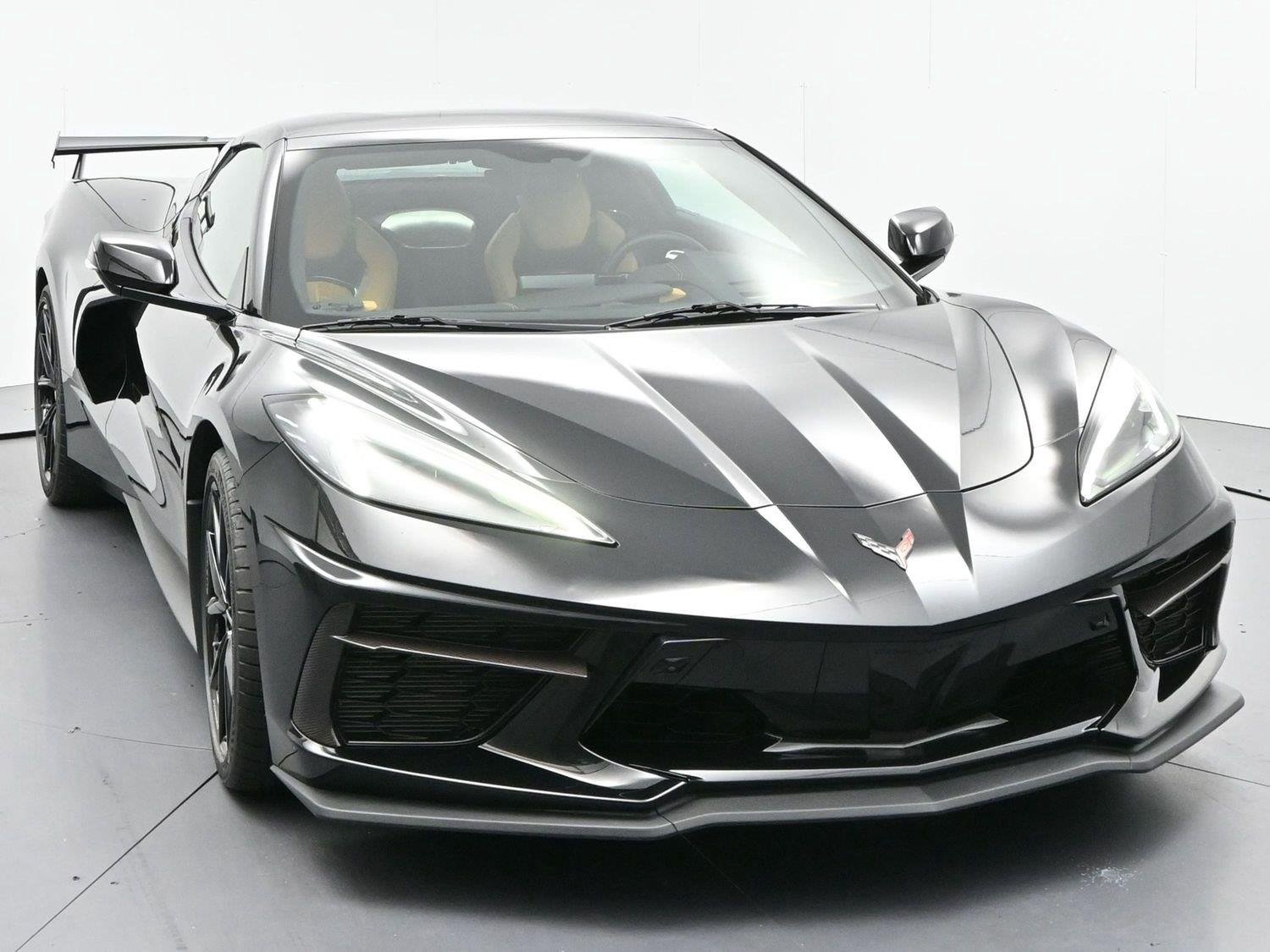 Used 2021 Black Chevrolet 3LT image 2
