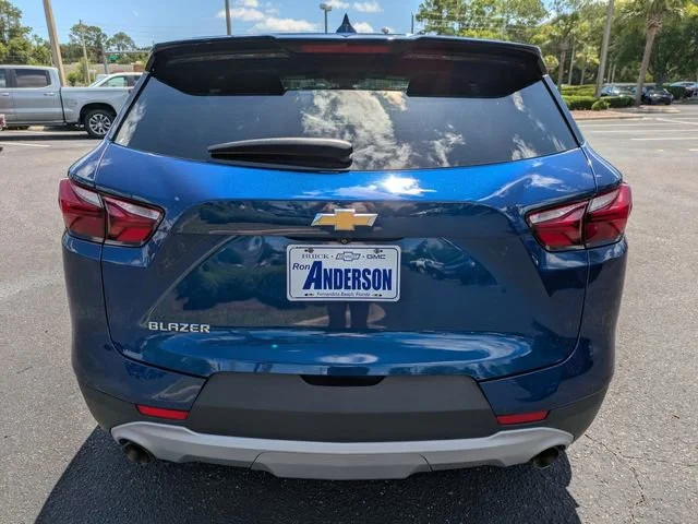 Used 2022 Blue Glow Metallic Chevrolet 2LT image 5
