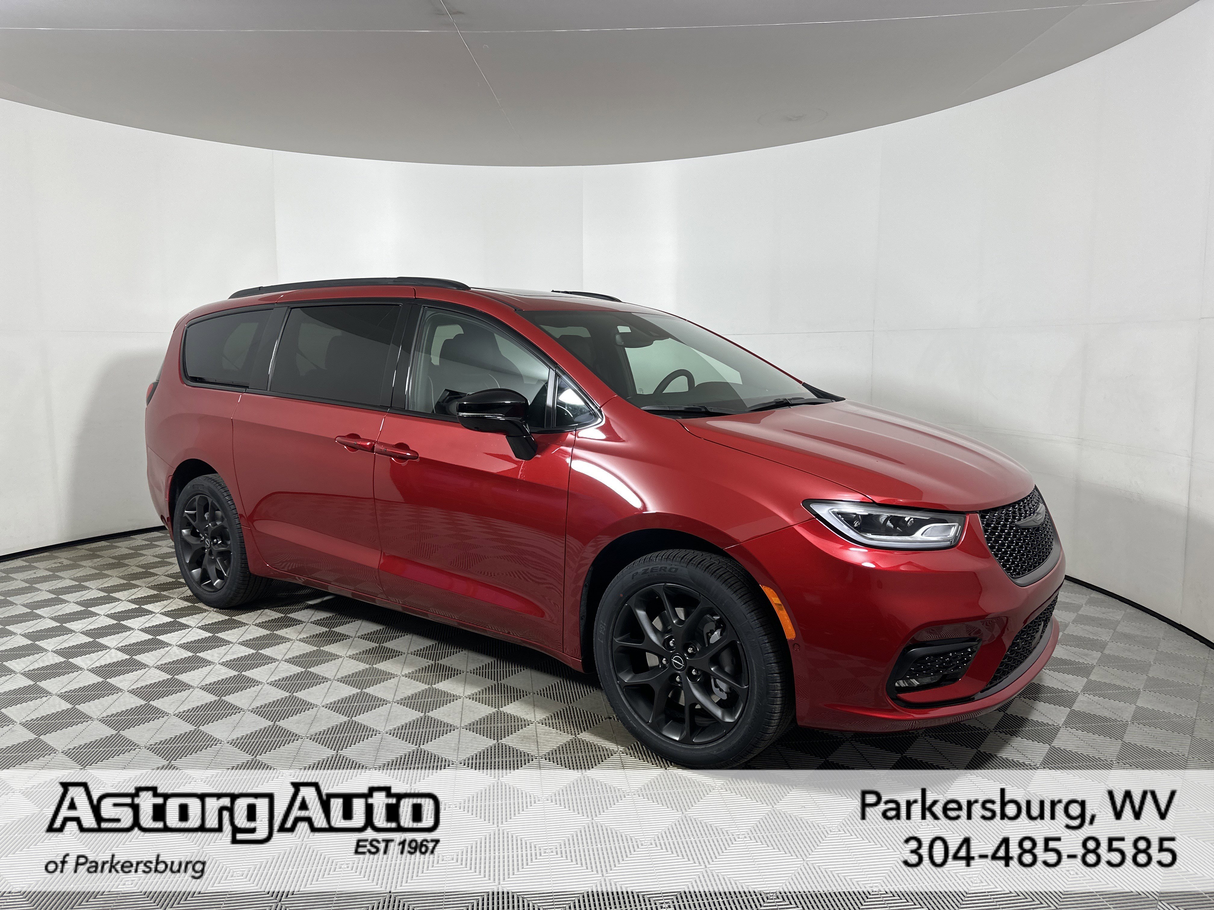 2026 Chrysler Pacifica Limited AWD's photo