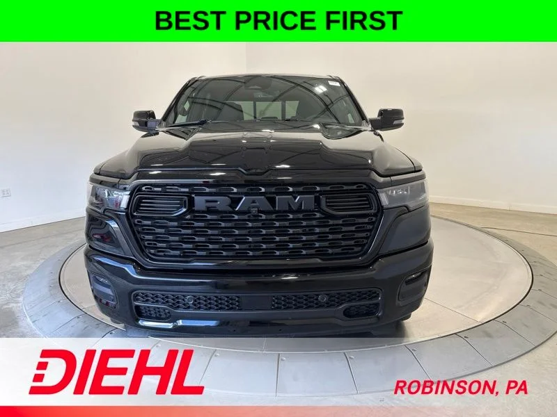 New 2026 Diamond Black Crystal Pearl-Coat Exterior Paint RAM Big Horn/Lone Star image 2