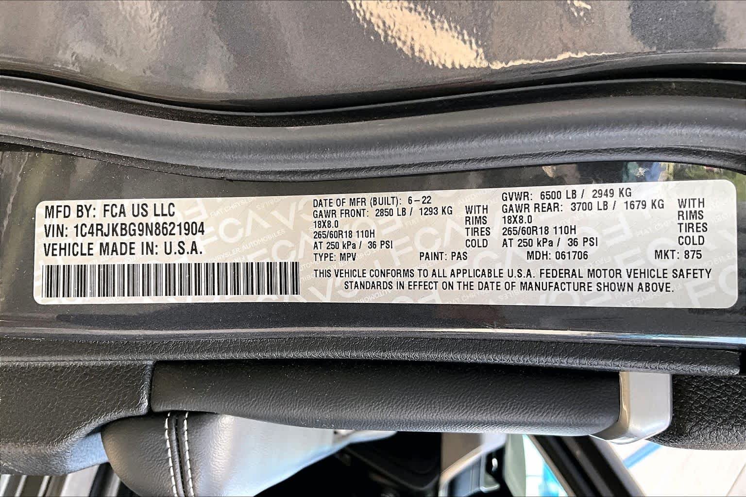 Used 2022 Baltic Gray Metallic Clearcoat Jeep Limited image 35