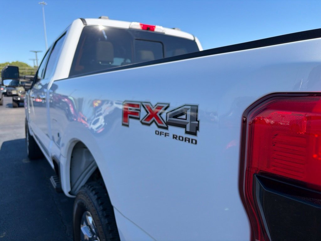 Used 2024 Oxford White Ford Lariat image 43