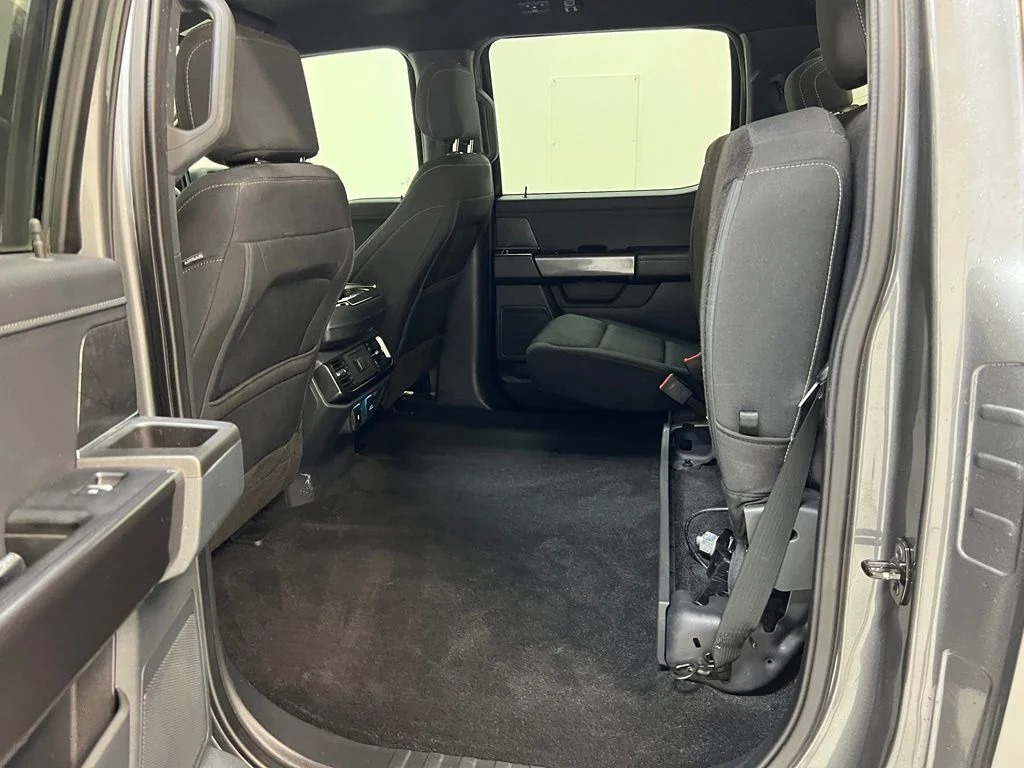 Certified Used 2021 Gray Ford XLT image 30