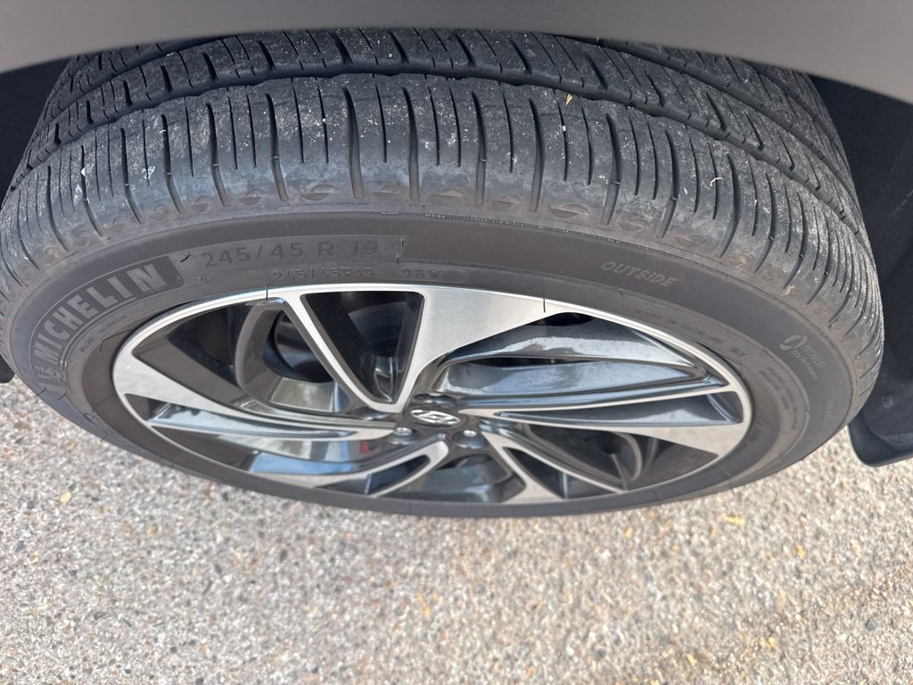 Used 2021 Gray Hyundai Sport image 9
