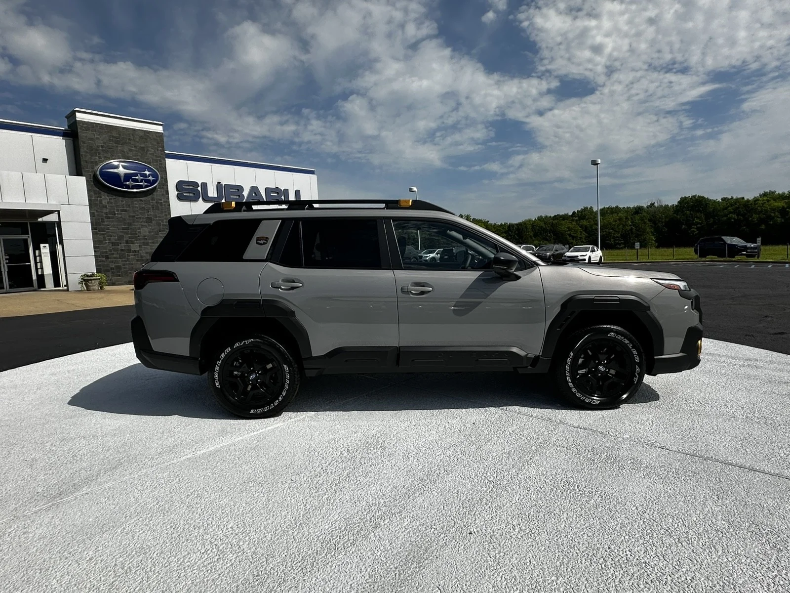 New 2026 RIVER ROCK PEARL Subaru Wilderness image 8