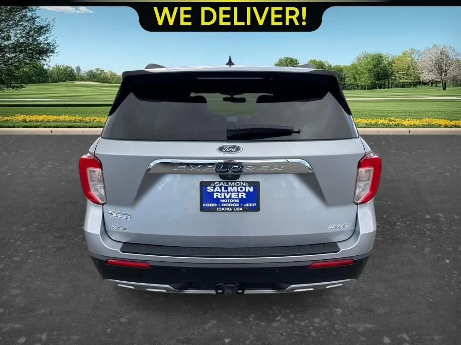 Used 2023 Silver Ford XLT image 6