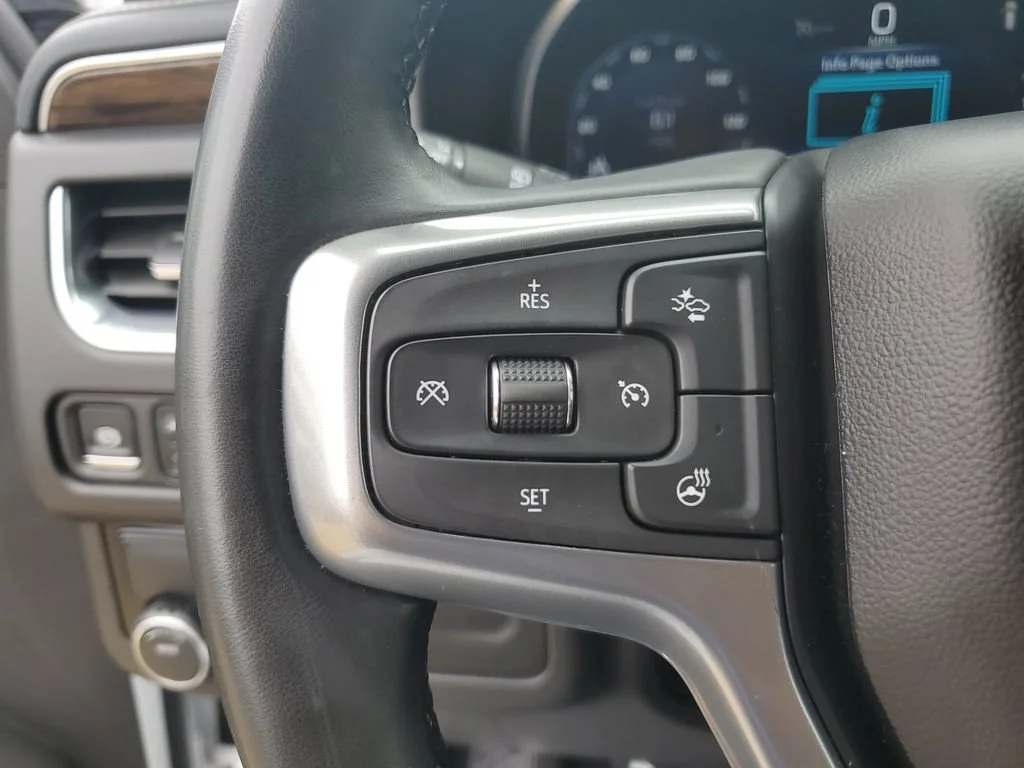 Used 2024 Summit White Chevrolet Premier image 31