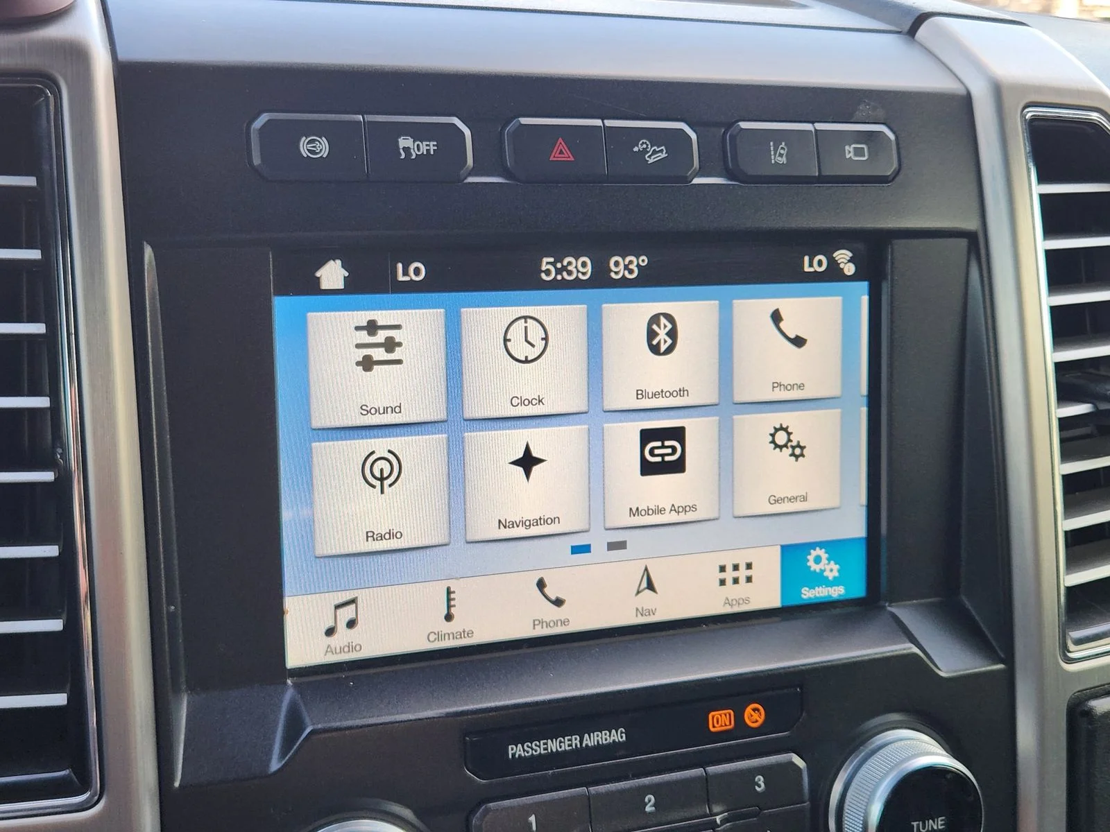 Used 2019 Gray Ford Platinum image 16