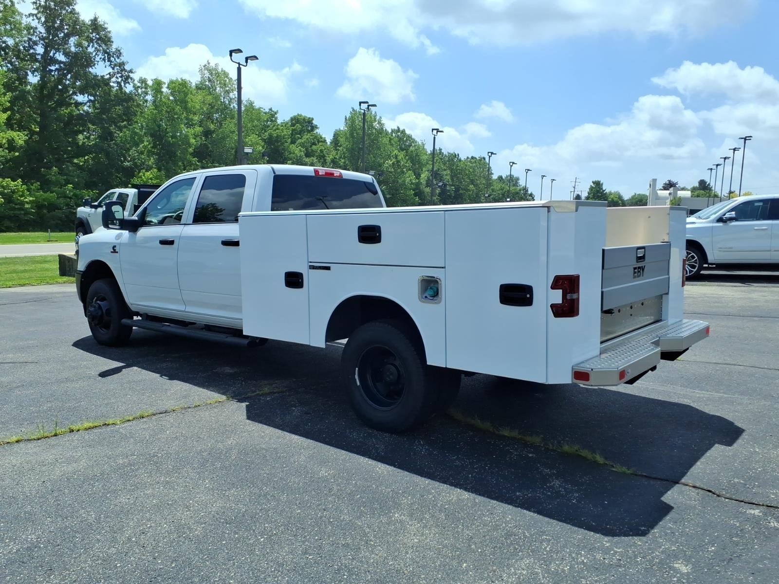 New 2025 Bright White Clear-Coat Exterior Paint RAM Tradesman/Big Horn image 5