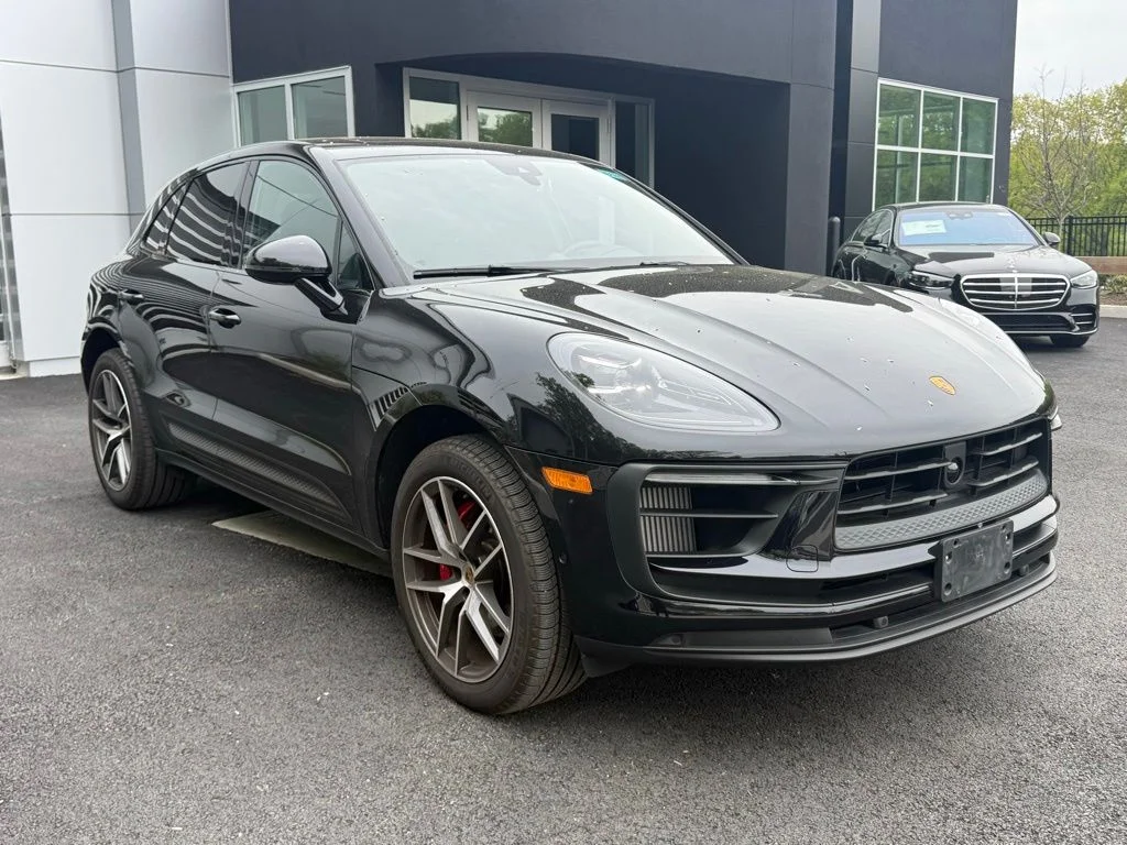 2023 Porsche Macan S's photo