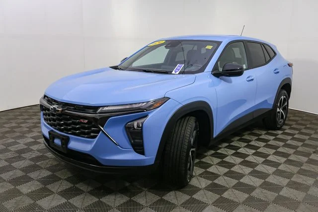 Used 2024 Blue Chevrolet 1RS image 5